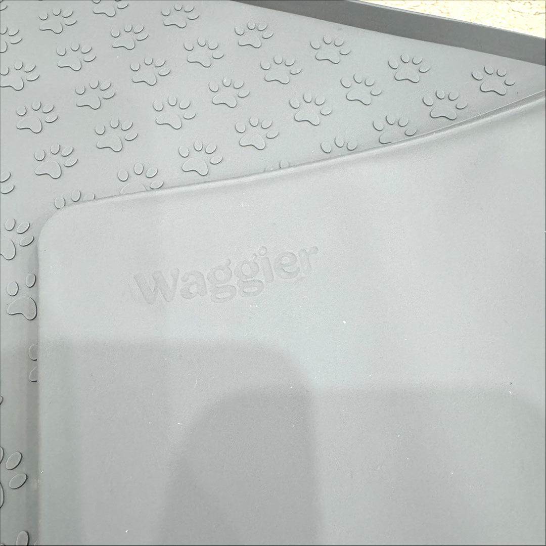 Waggier™ Silicone Pet Bowl Mat