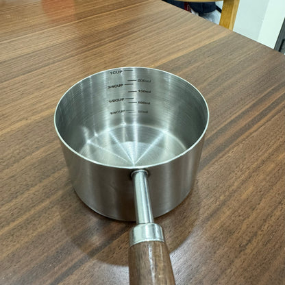 Waggier™ Pet Feeding Scoop